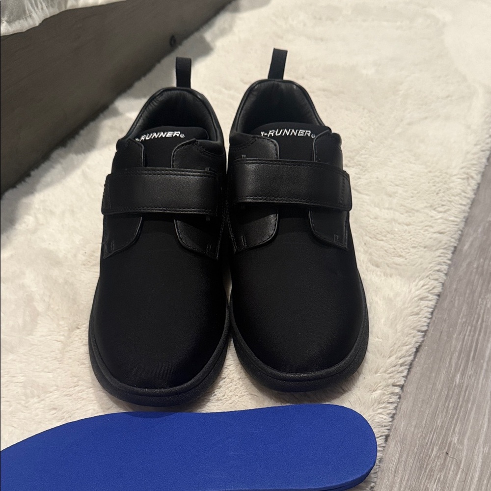 i-Runner Women’s Healer Comfort Shoes Black Velcro Sneakers - Picture 3 of 6